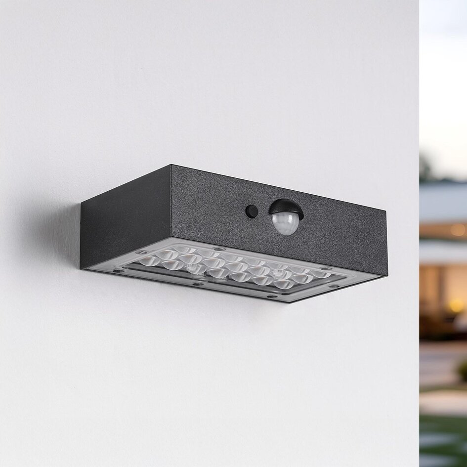 Schwarze Solar-Außenwandleuchte mit Sensor - Brock