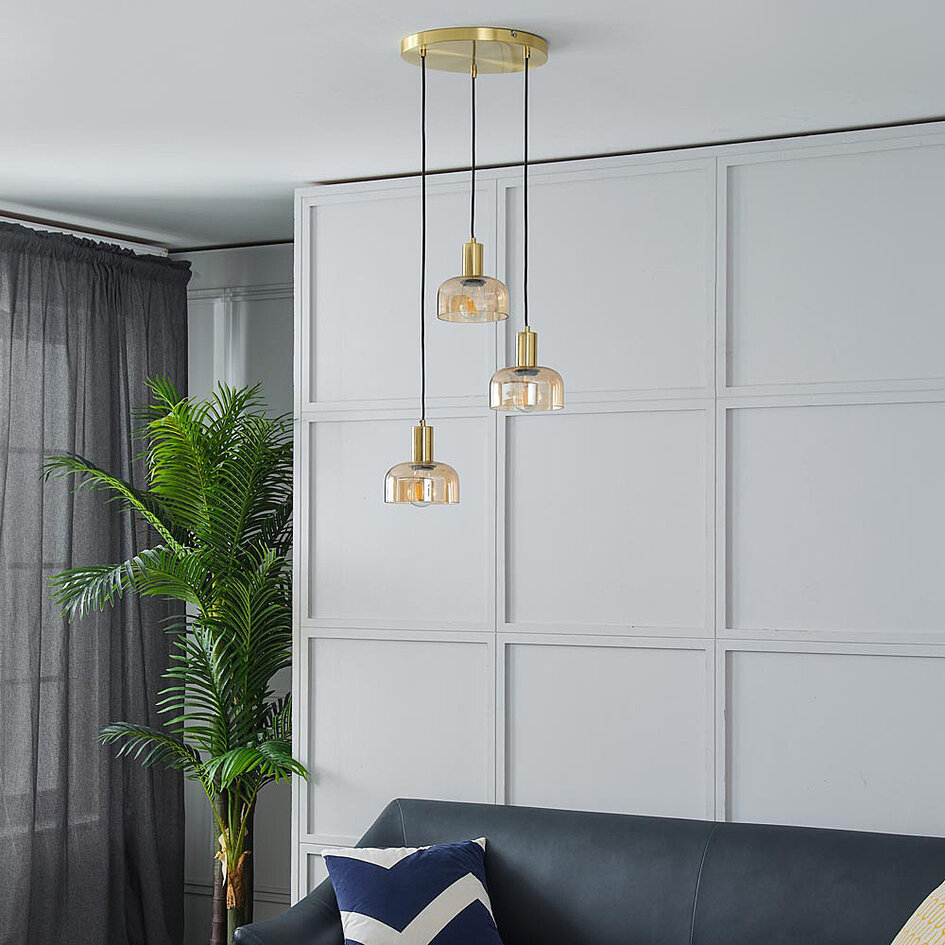 Goldene Pendelleuchte mit amber Glas, 3-flammig - Marrom