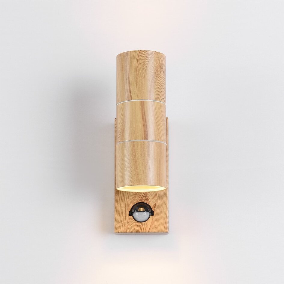 Elegante 2-flammige Außenleuchte mit Sensor - Martina