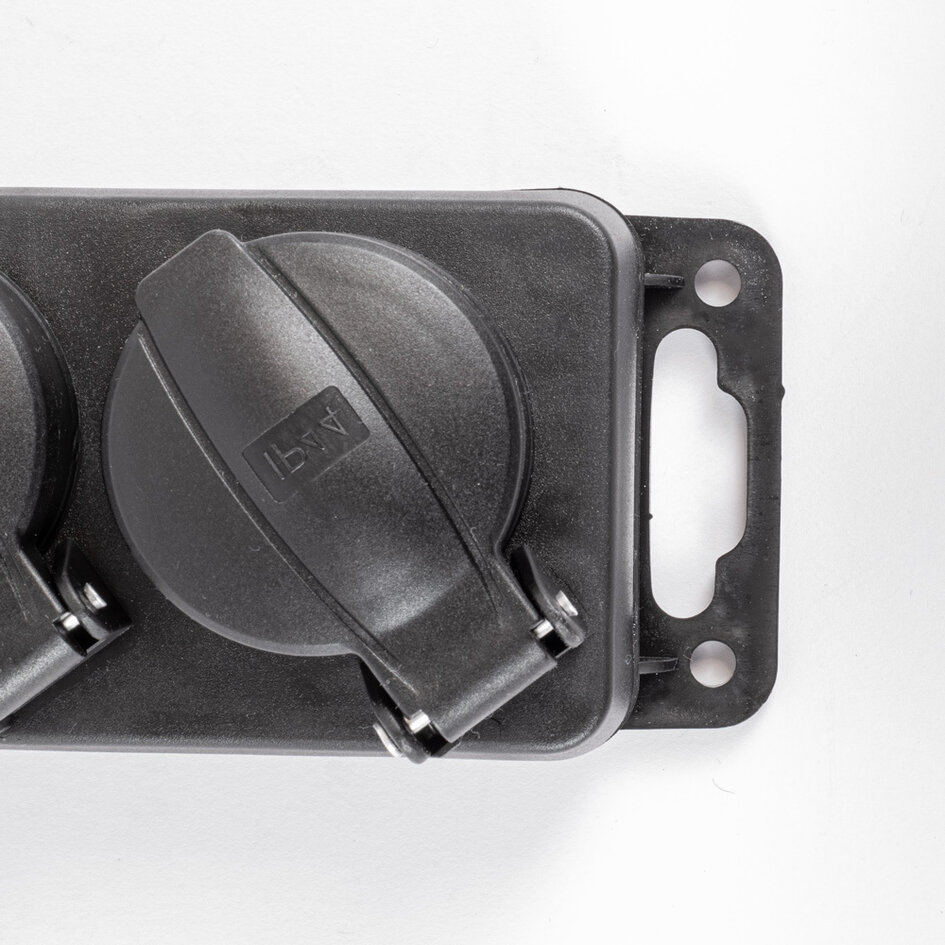 Außen-Mehrfachsteckdose IP44 mit 1,5 mm breitem Kabel