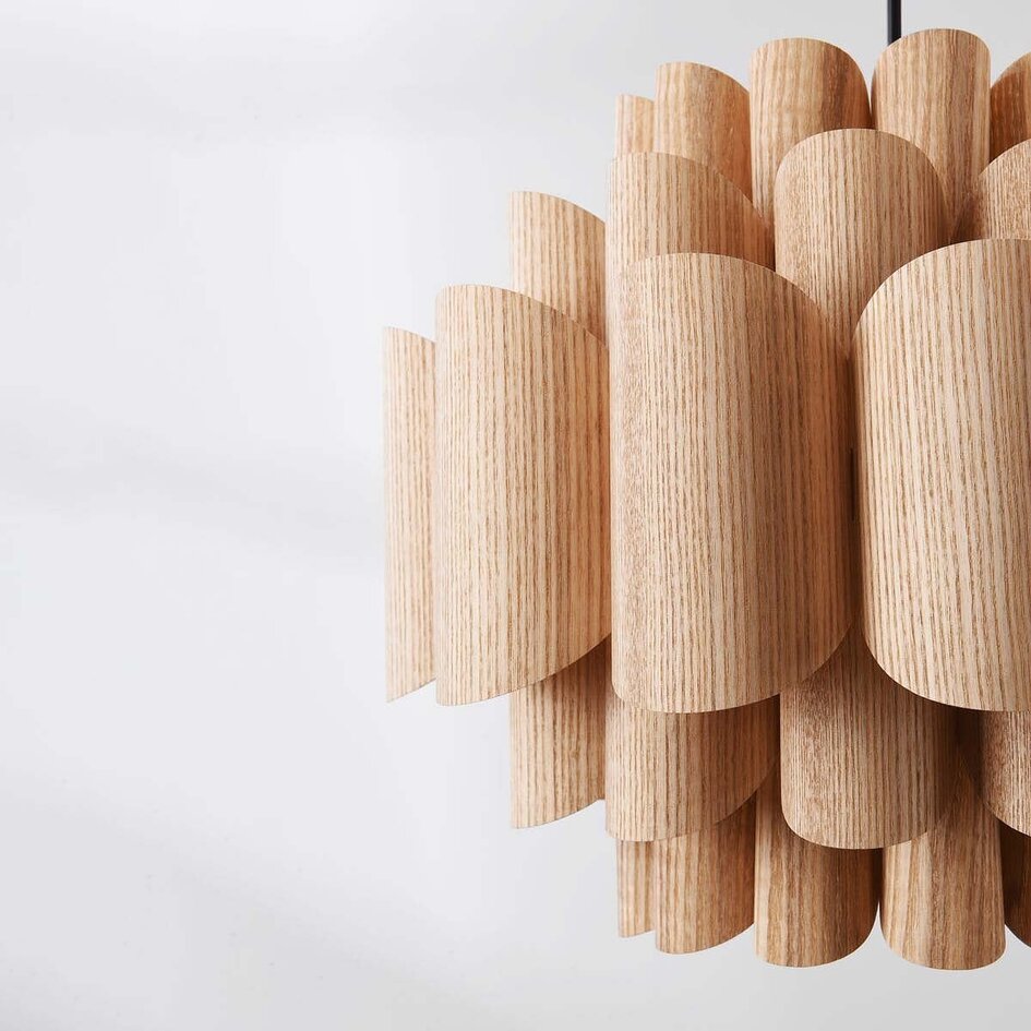 Moderne Pendelleuchte Xylo in Holzoptik