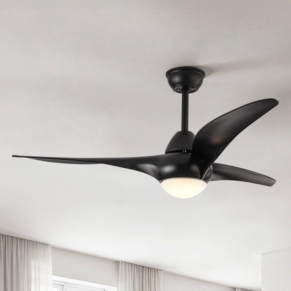 Schwarzer Deckenventilator Wieke mit LEDs und einstellbarer Farbtemperatur
