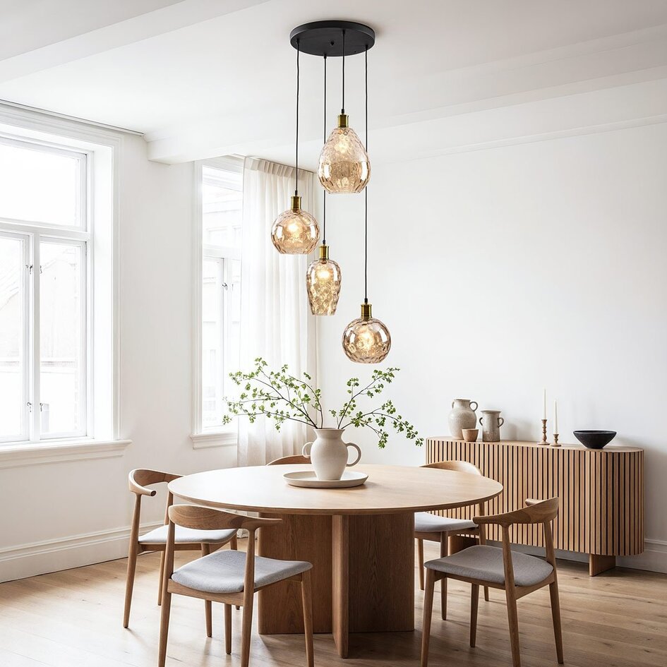 Design-Pendelleuchte Nilo - 4-flammiges, amber Glas mit gewölbtem Detail