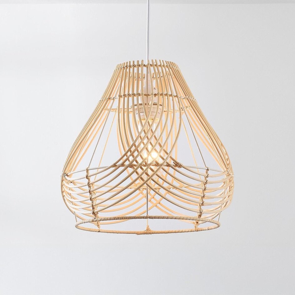 Rattan-Pendelleuchte Kima mit geflochtenem Naturschirm