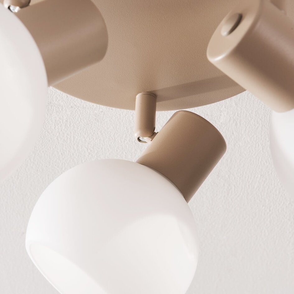 3-flammige drehbare Deckenleuchte Peri mit milchweißem Glas – beige