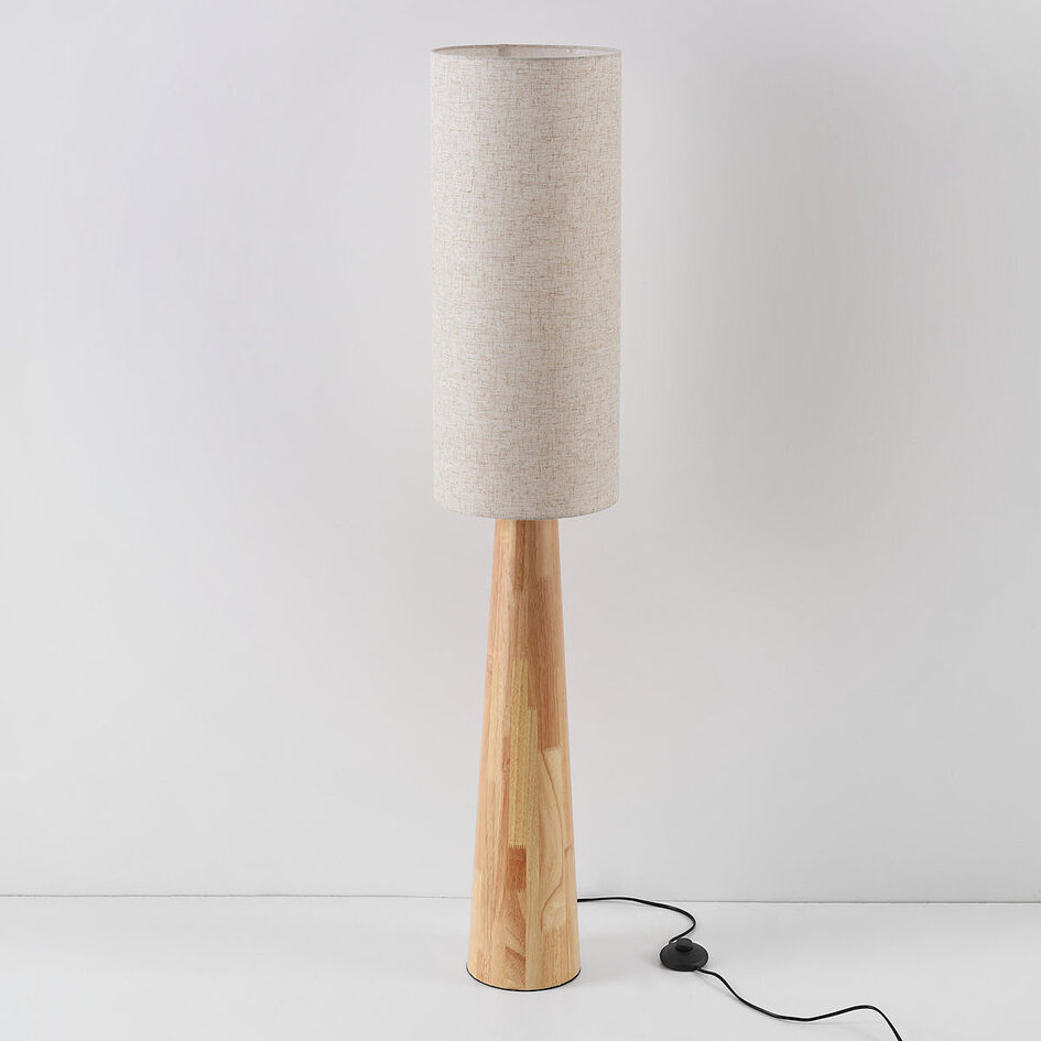 Stehleuchte Haku aus Holz mit Stoffschirm - creme
