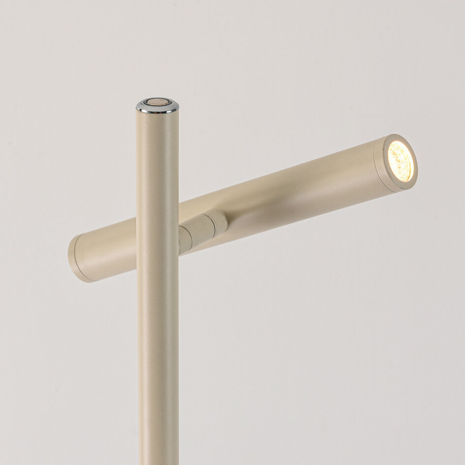 Beige Stehleuchte Zhan mit drei drehbaren Spots und Touch-Dimmer