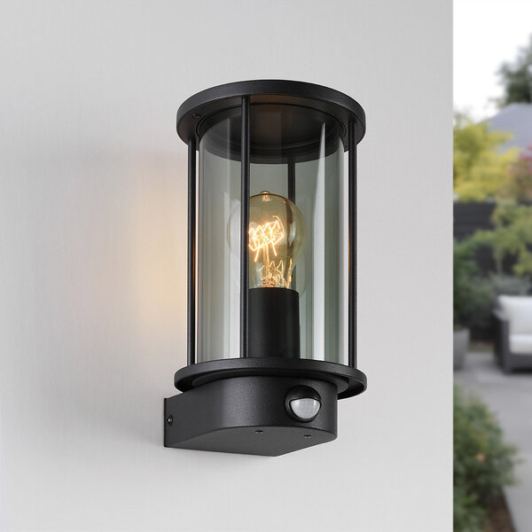 Schwarze Außenwandleuchte mit Rauchglas und Sensor - Pax