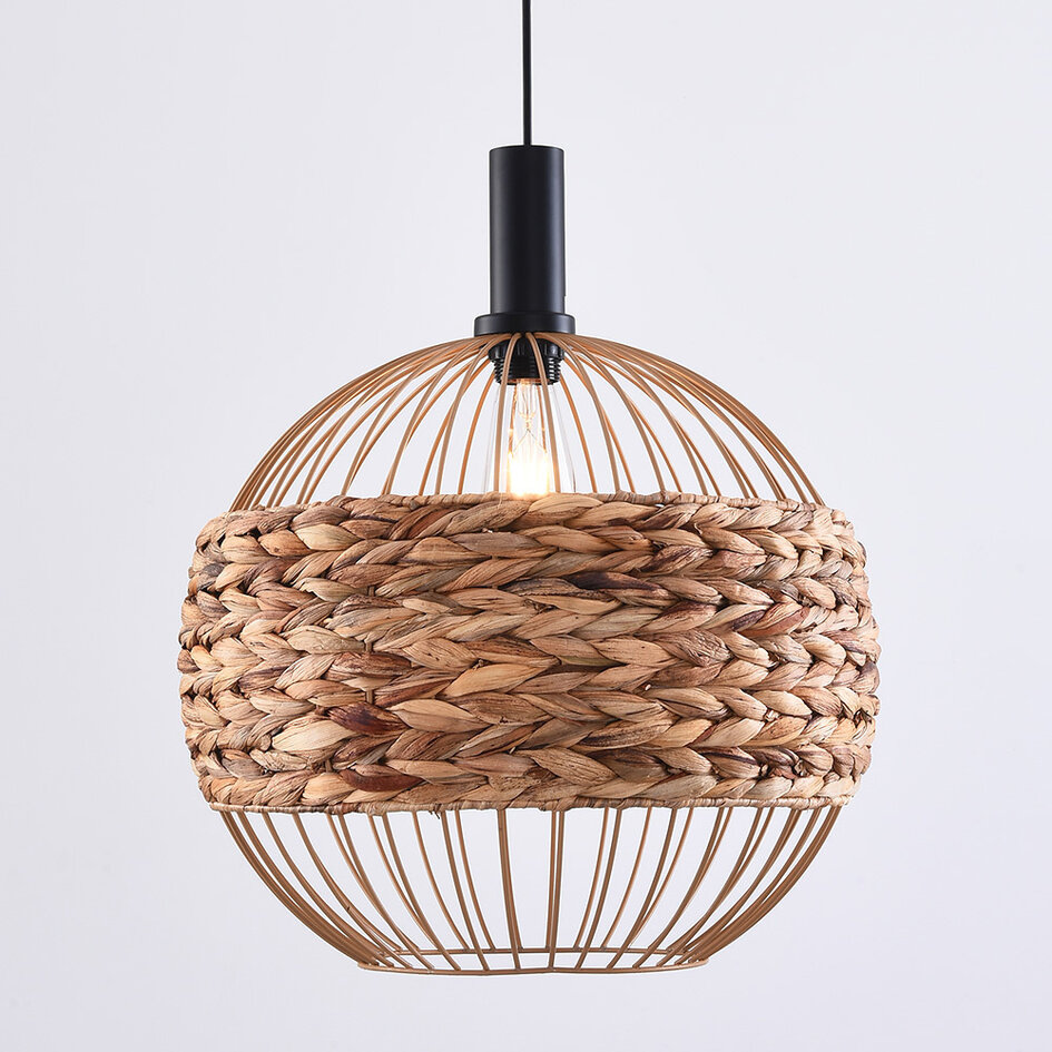 Boho-Pendelleuchte Botan - geflochtenes Seegras mit offenem Rahmen