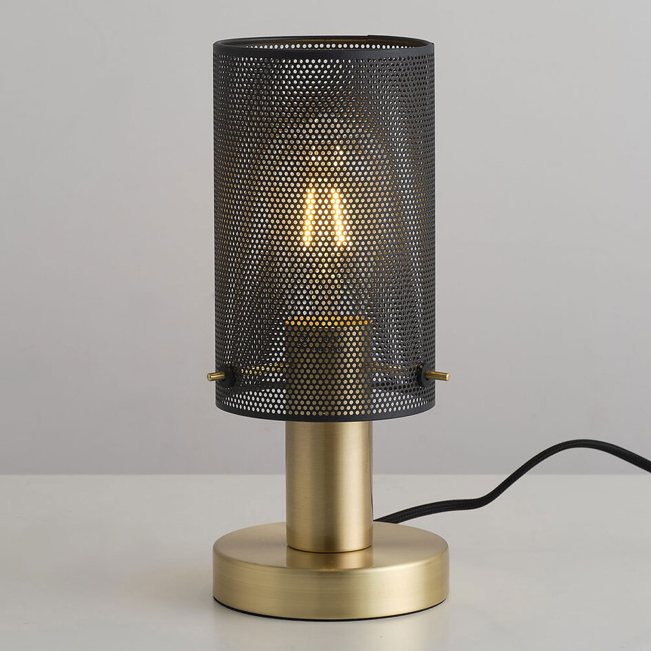 Design-Tischlampe Mreza mit schwarzem Schirm mit Perforationen