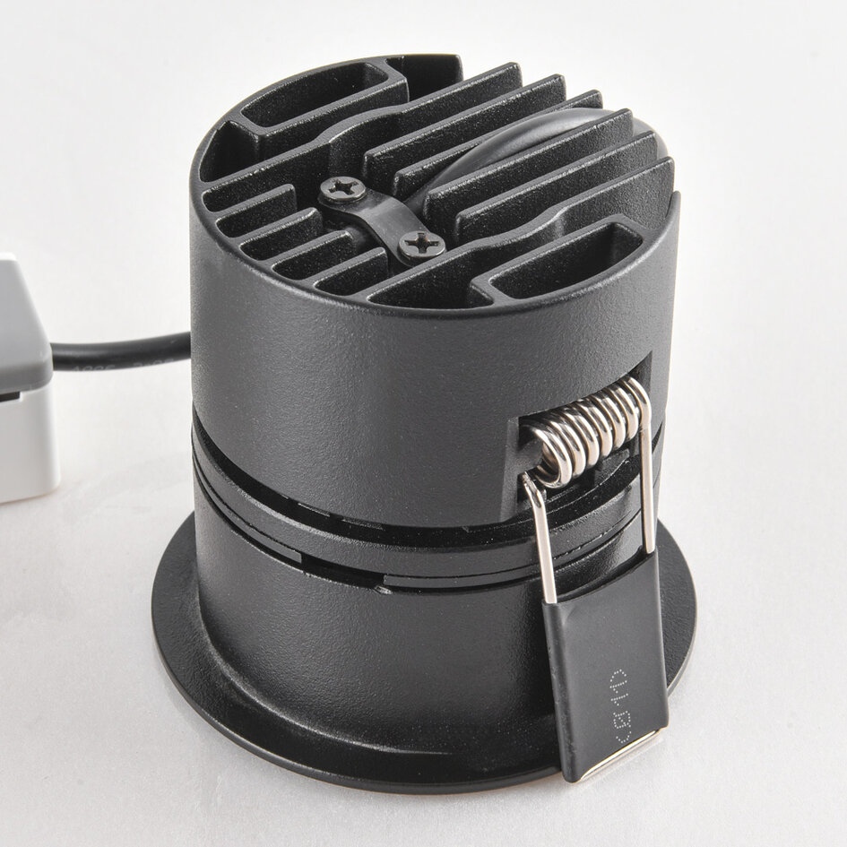 Einbauspot mit geriffeltem Design - Ilva