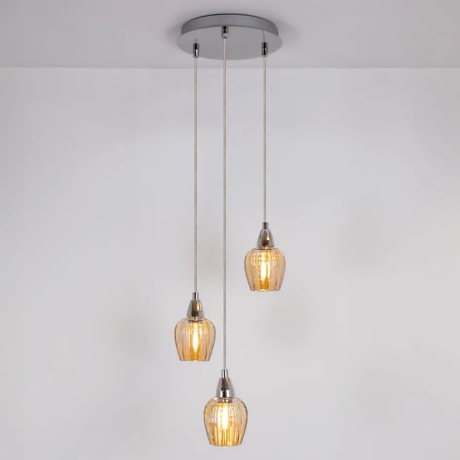 Industrielle Chrom-Pendelleuchte mit amber Glas, 3-flammig- Vanity