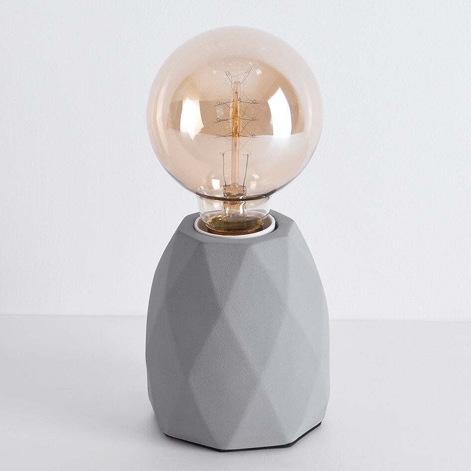 Moderne Tischlampe Stockholm in Grau mit Betonfuß