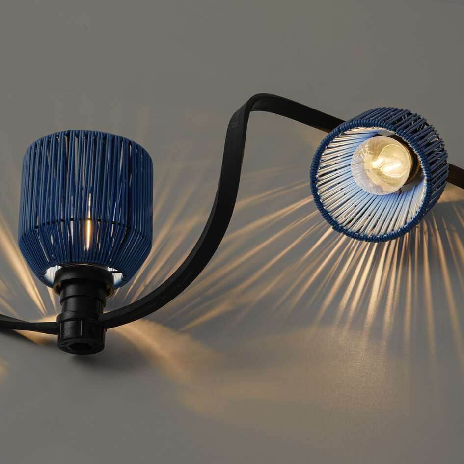 Lampenschirm in Rattan-Optik in Dunkelblau für Illu-Lichterketten
