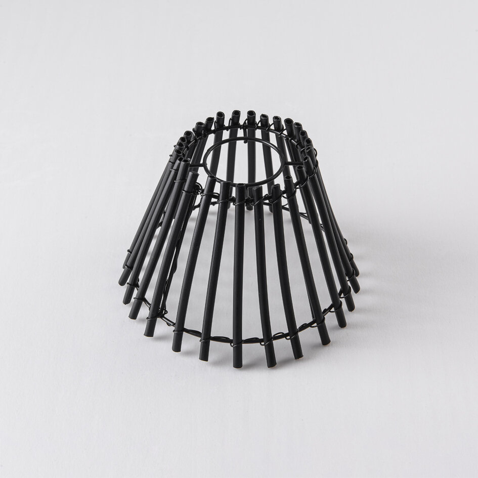 Lampenschirm in Rattan-Optik in Schwarz für Illu-Lichterkette