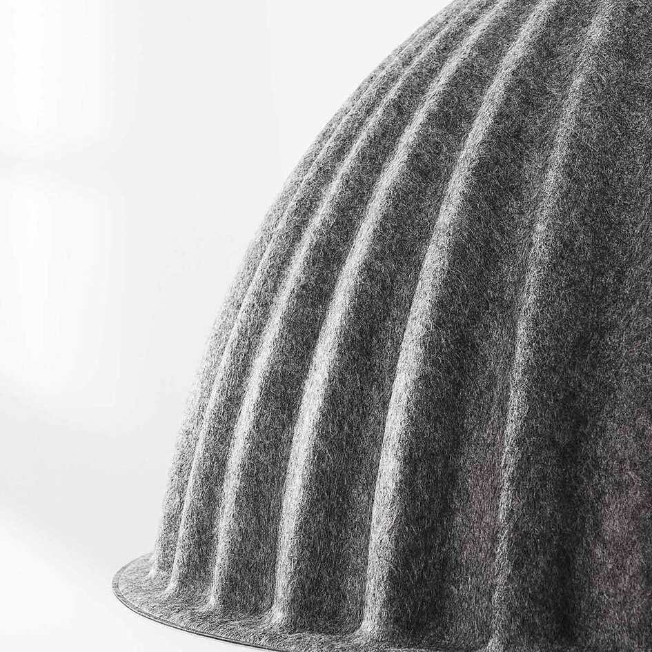 Hängelampe Siza mit gefaltetem grauen Textil-Look – Ø77 cm