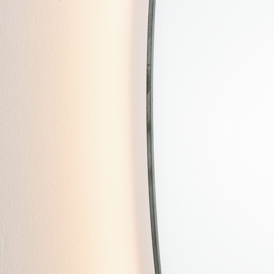 Badezimmerspiegel Illura 60 x 80 cm mit dimmbaren LEDs, Berührungssensor, einstellbaren Farben und Spiegelheizung