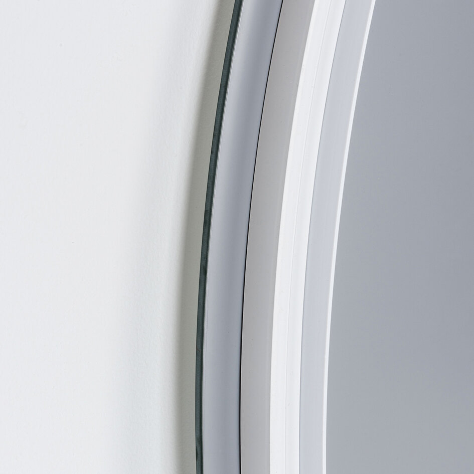 Badezimmerspiegel Illura 60 x 80 cm mit dimmbaren LEDs, Berührungssensor, einstellbaren Farben und Spiegelheizung