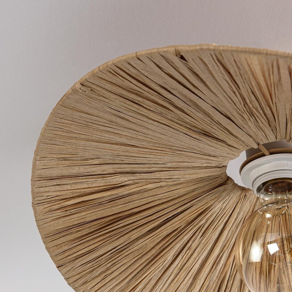 Deckenleuchte Satu aus handgeflochtenem Raffiapapier - beige