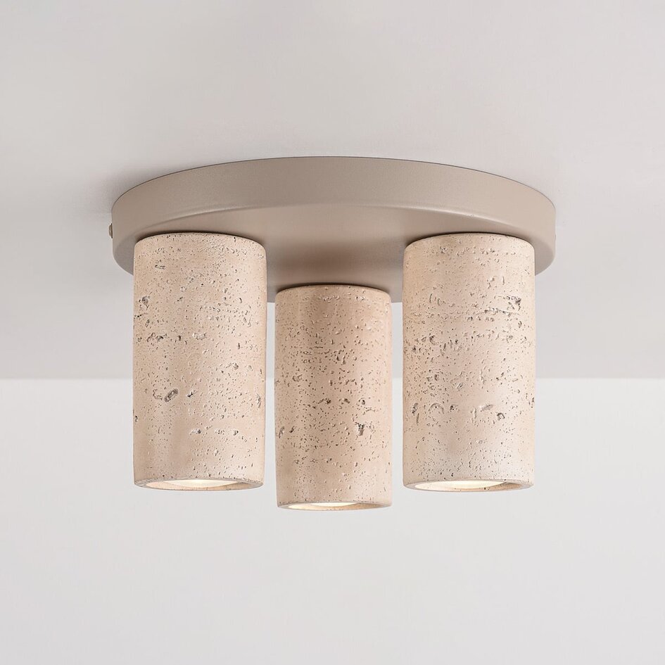 Deckenleuchte Cova mit drei Spots in Travertin-Optik - Sandbeige