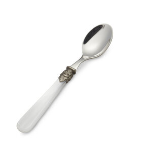 Small teaspoon, white (mother-of-pearl)