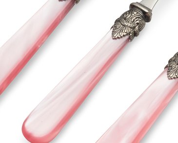 Cubertería rosa