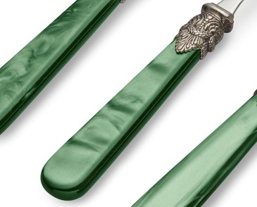 Cubertería verde