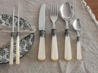 Besteck günstig kaufen? Tipps, um Ihr Besteckset günstig zu erweitern. Besteck günstig kaufen? Tipps, um Ihr Besteckset günstig zu erweitern.