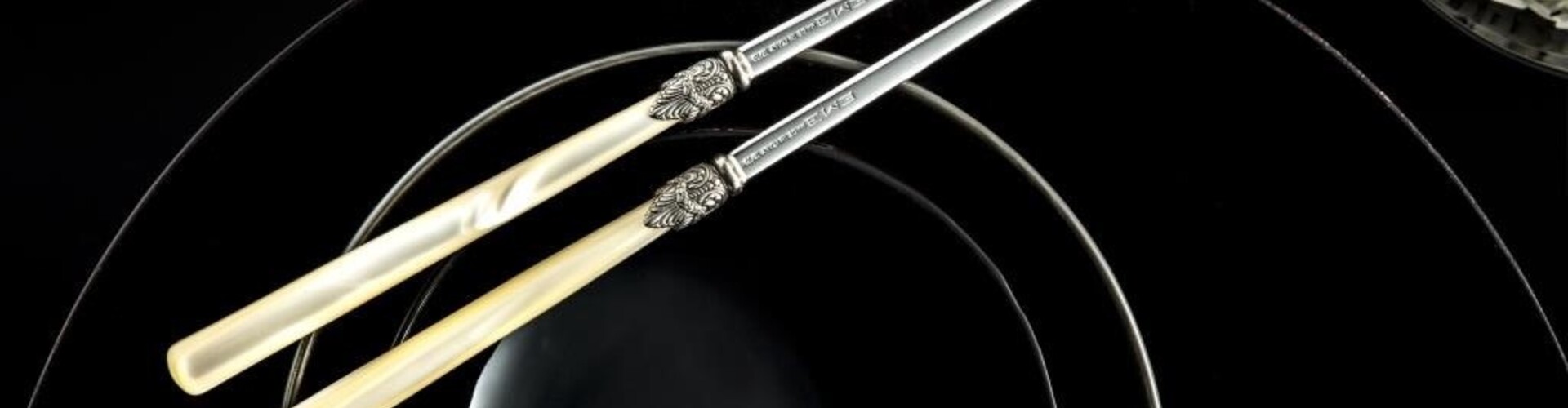 Chopsticks in verschillende kleuren. Verrassend design.