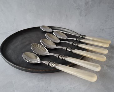 Cucharas Pequeñas