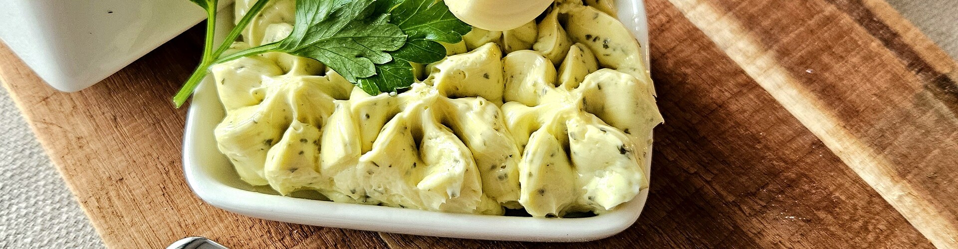 Descubre la Adición Perfecta a tu Mesa: Cubertería para Tapas EME Napoleon