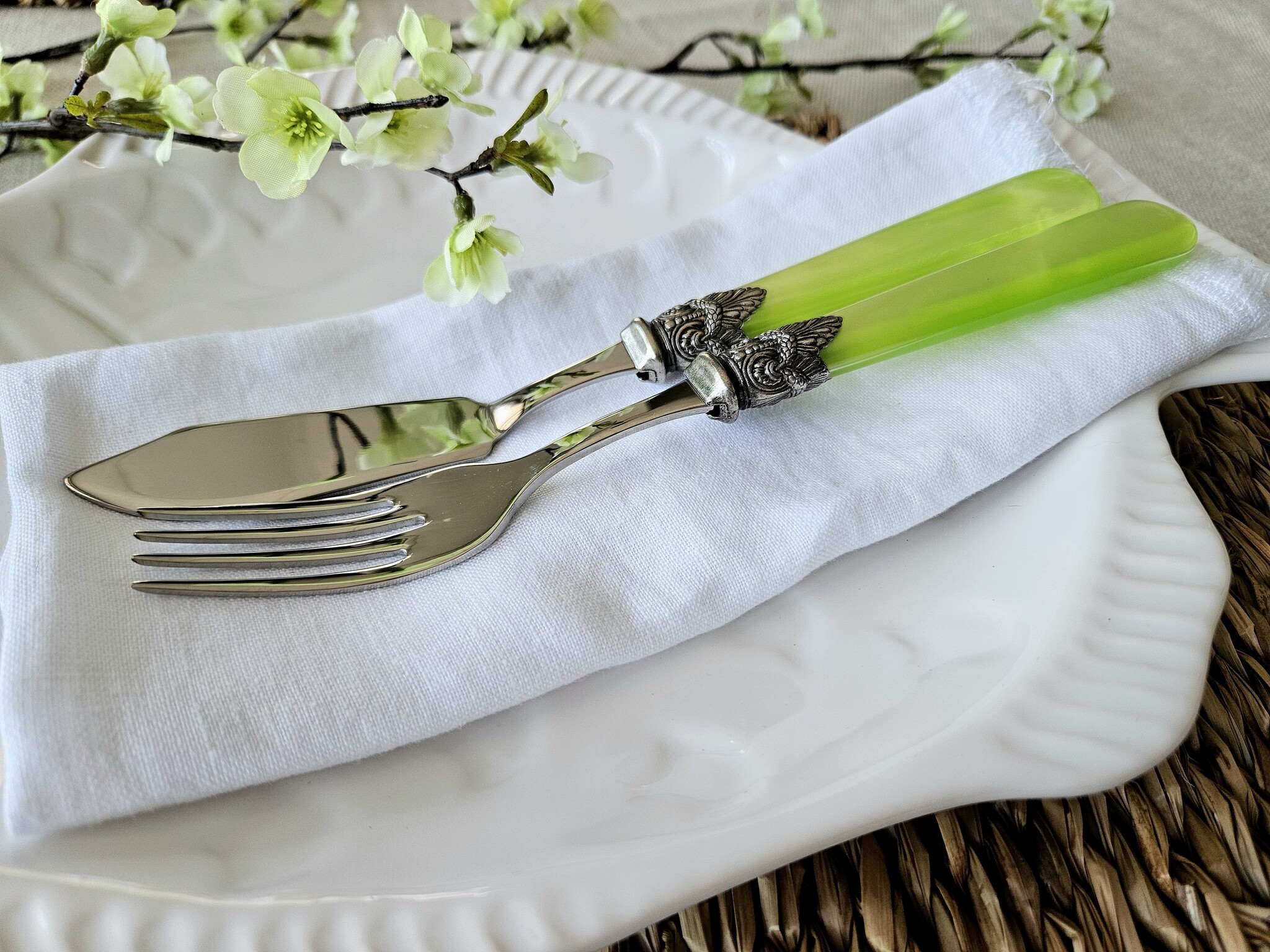 Ensemble de Couverts, Vert Clair (éclat nacré), pour le Poisson