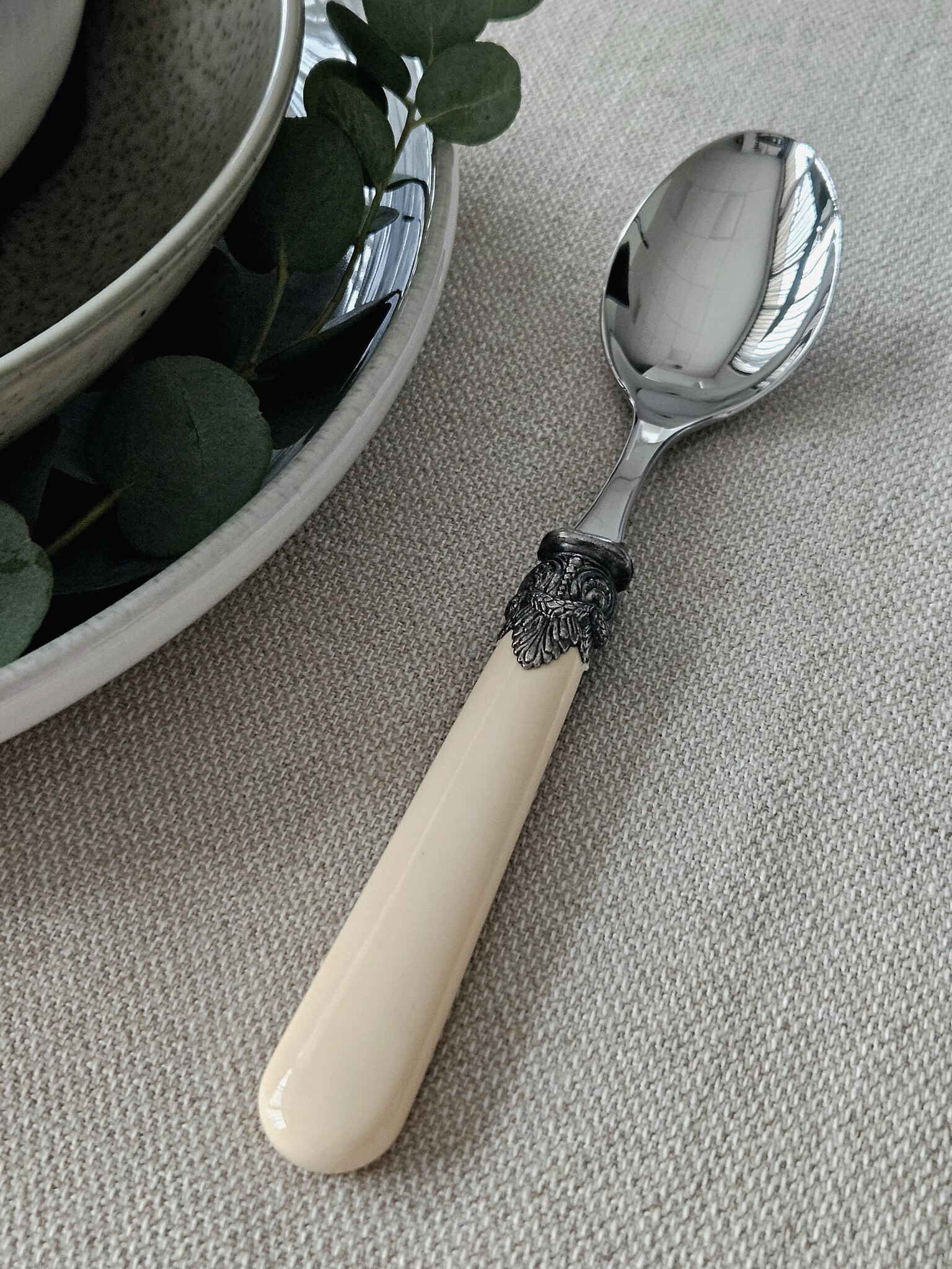 Spoon, Ivory (matte), Dinner