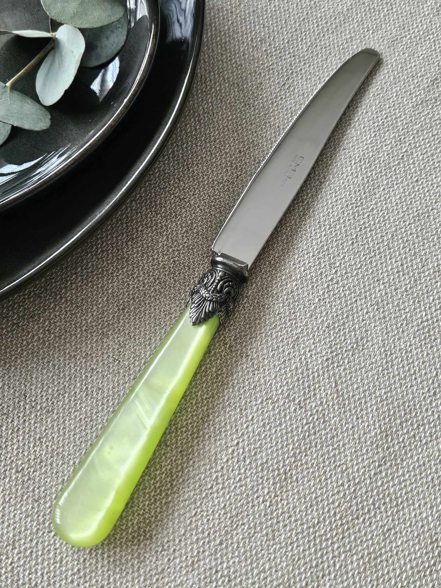 Knife, Light Green (mother-of-pearl), Dinner