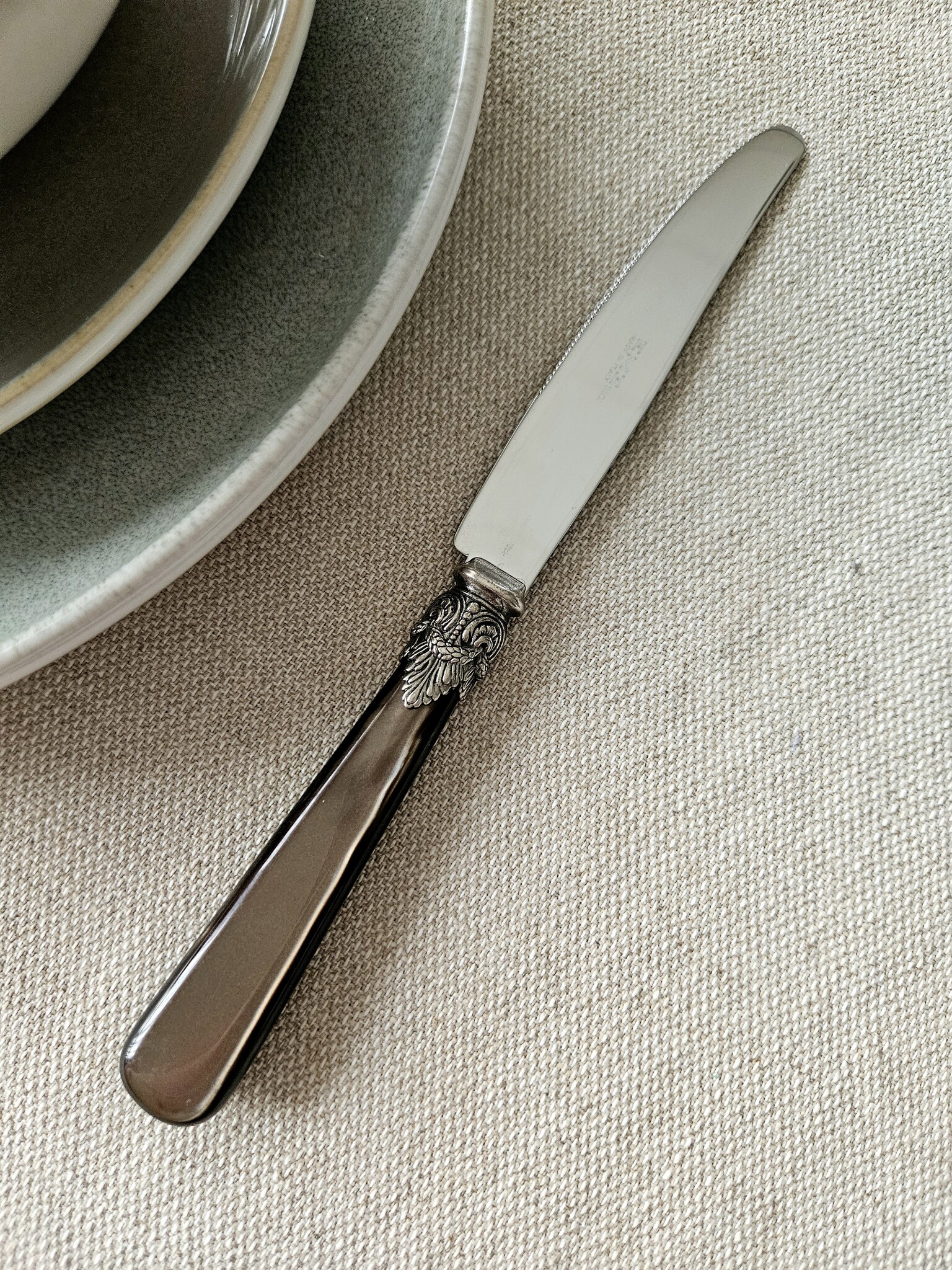 Couteau, Marron (éclat nacré), Dîner