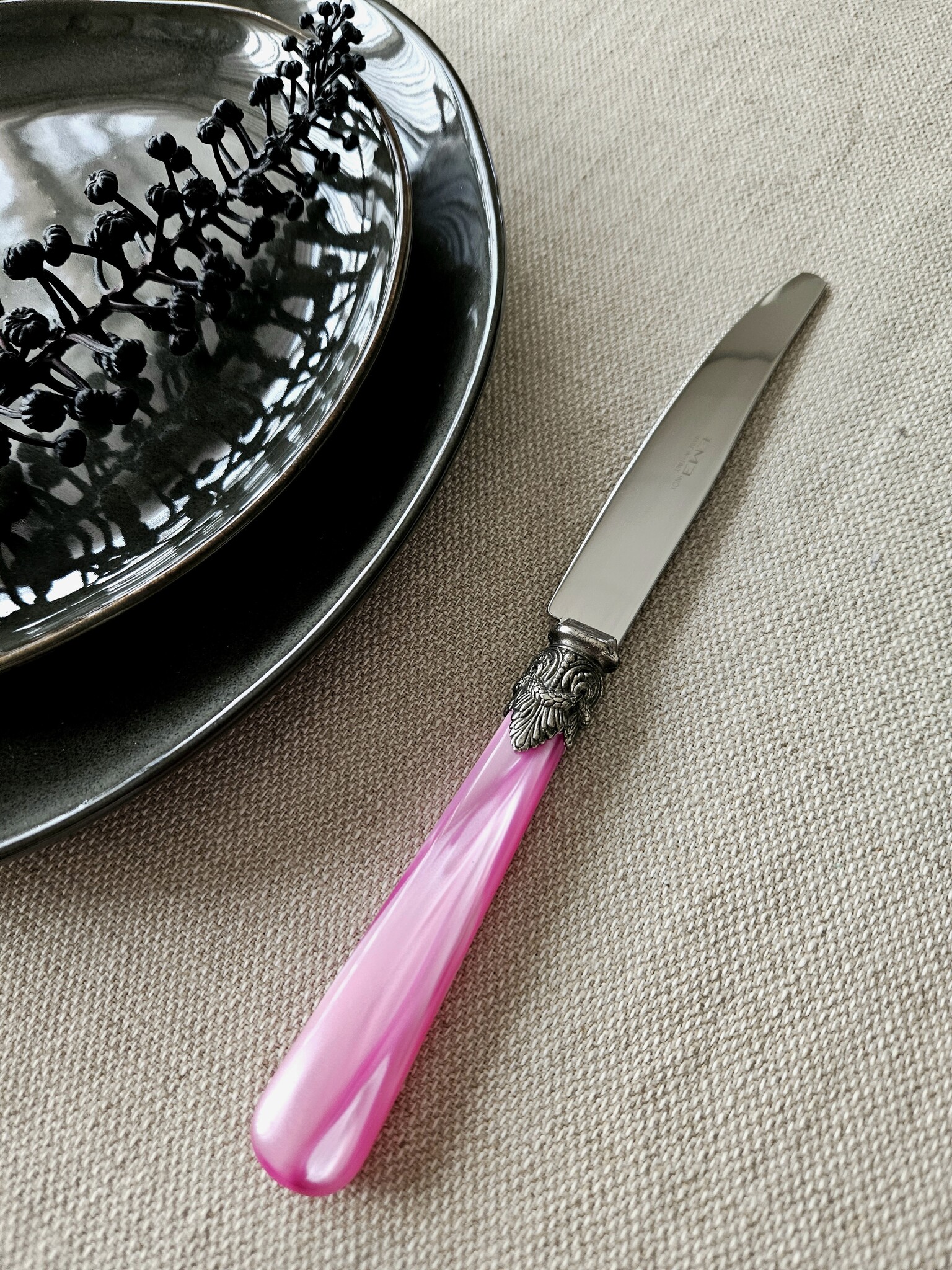 Cuchillo, Fucsia (brillo nácar), Cena