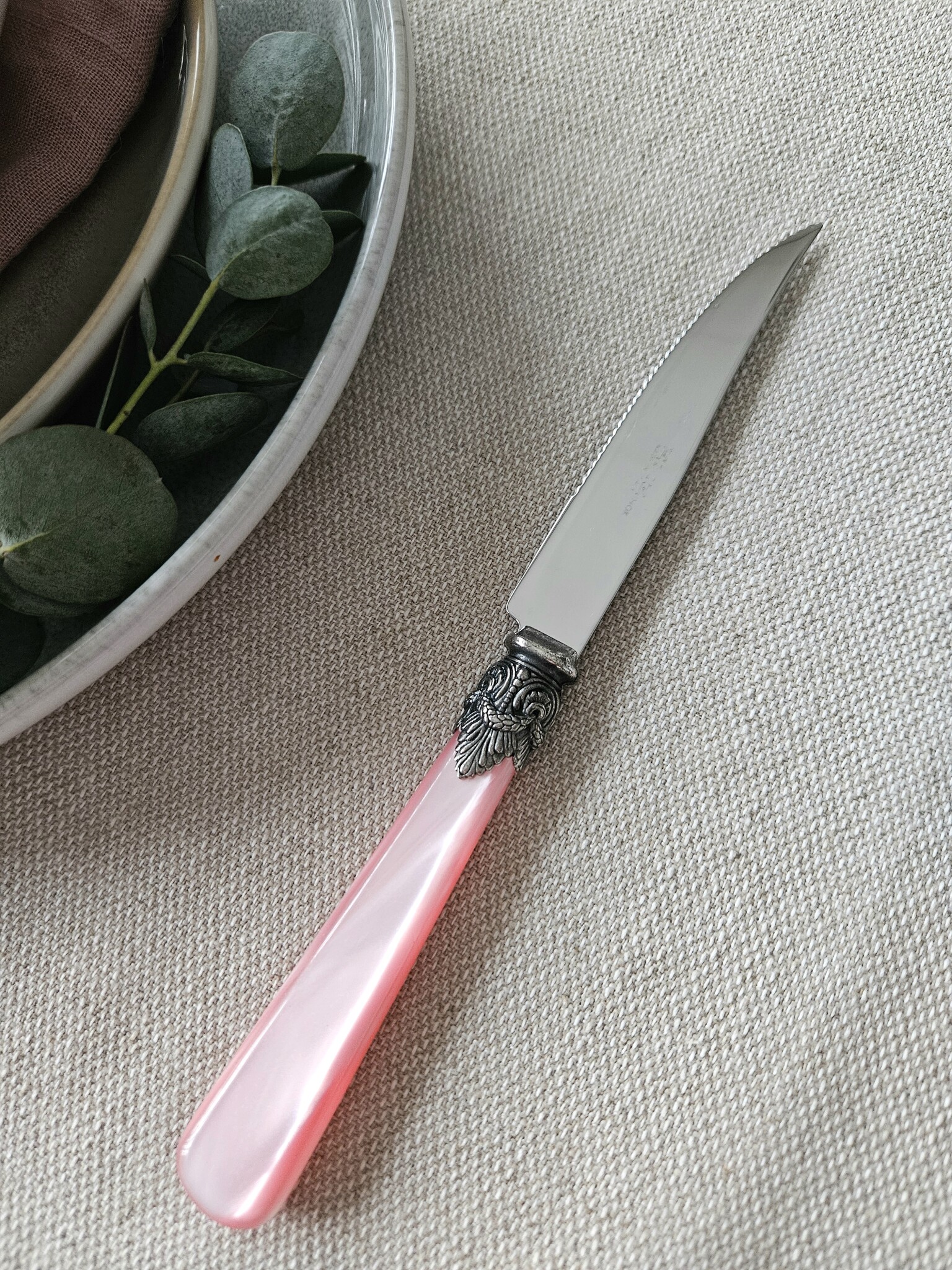 Steak Knife, Pink (mother-of-pearl sheen)