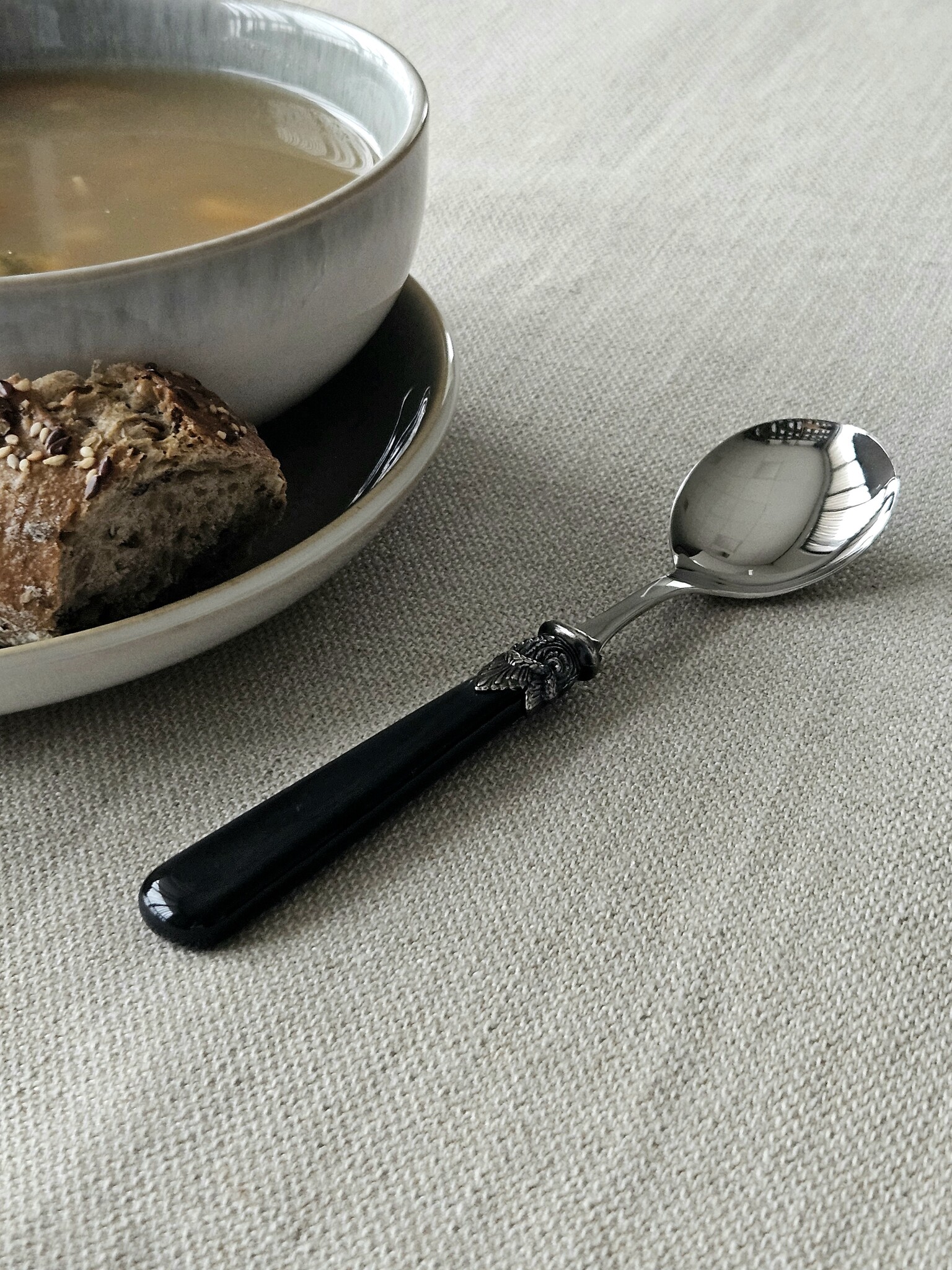 Löffel, Schwarz (perlmuttglanz), für Suppe