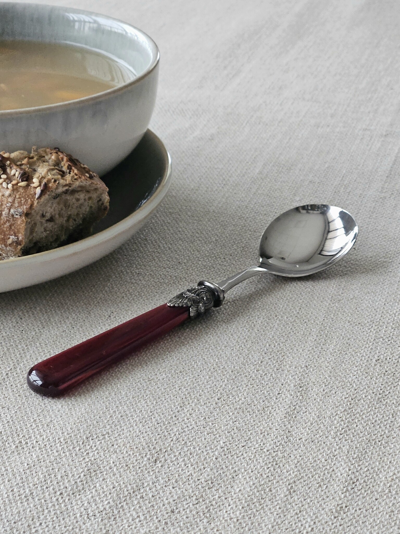 Cuillère, Rouge (nacré), pour Soupe