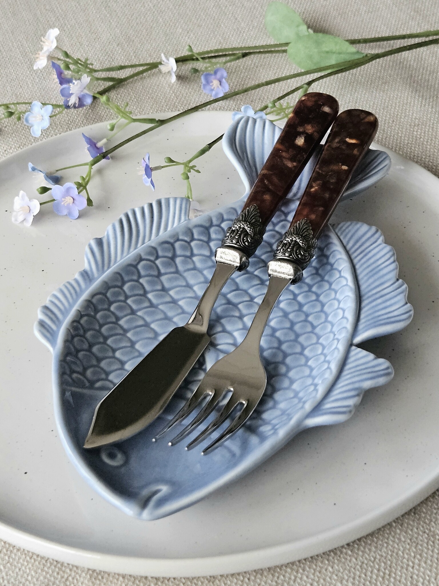 Ensemble de Couverts, Marron (motif tortue), pour le Poisson