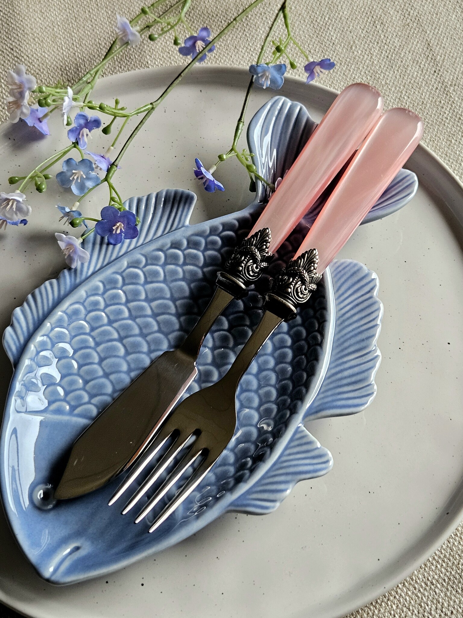 Cutlery Set, Pink (mother-of-pearl sheen), for Fish - NOW 1 + 1 FREE