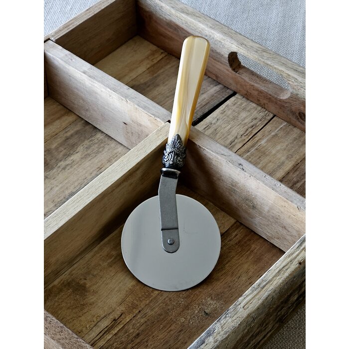 Cortador de Pizza, con mango Miel Dorado (brillo nácar)