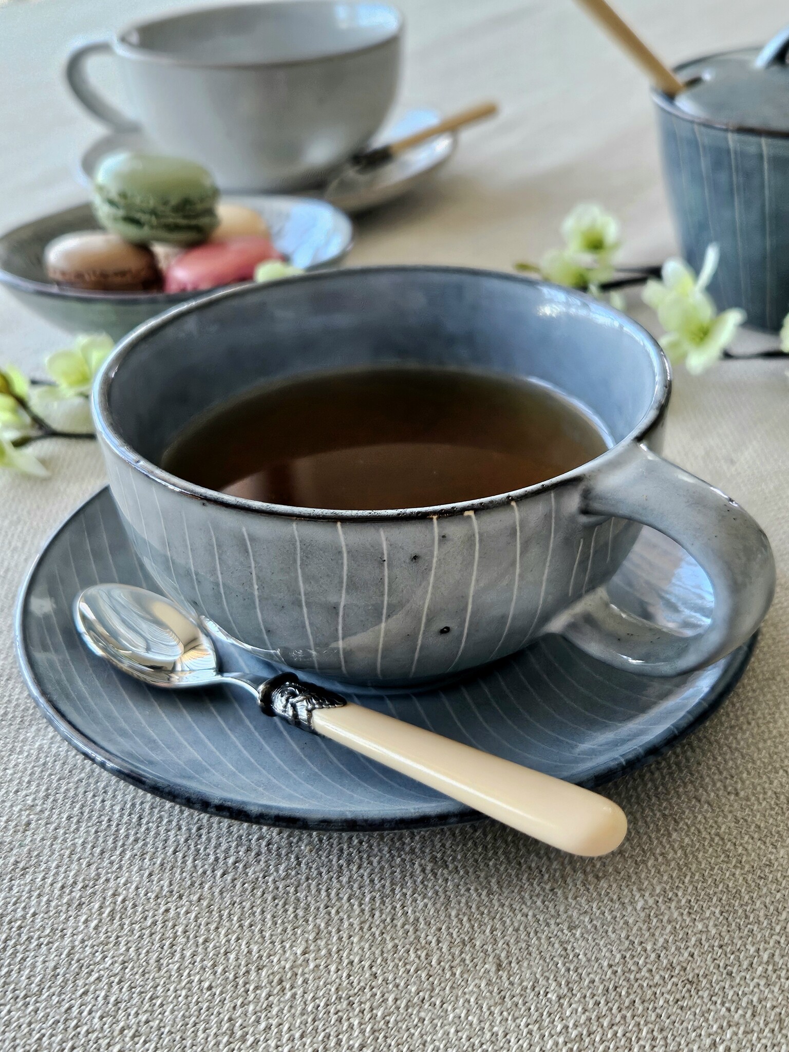 Cucharilla de té, pequeña, con mango Marfil (mate)