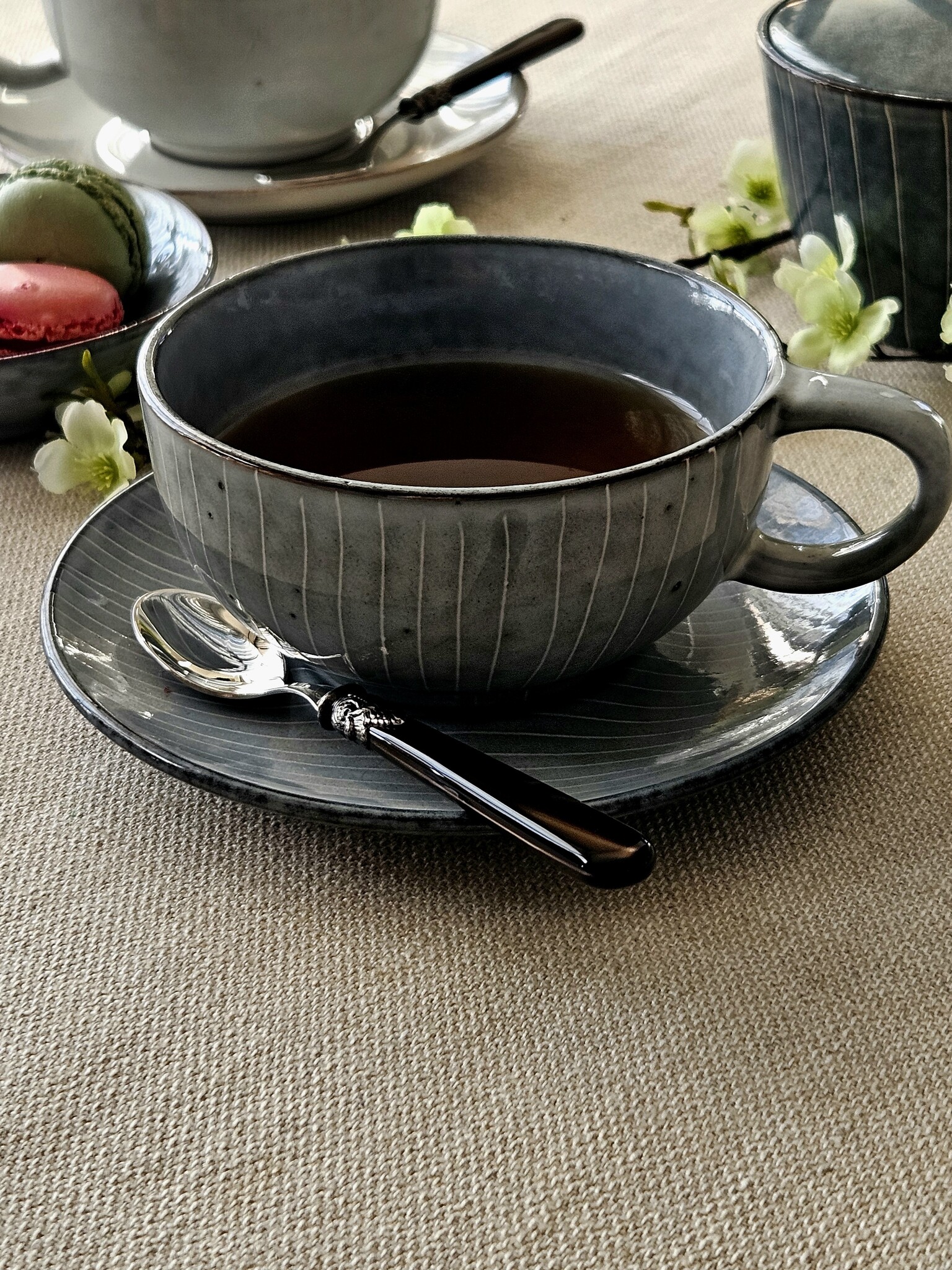 Cucharilla de té, pequeña, con mango Márron (brillo nácar)