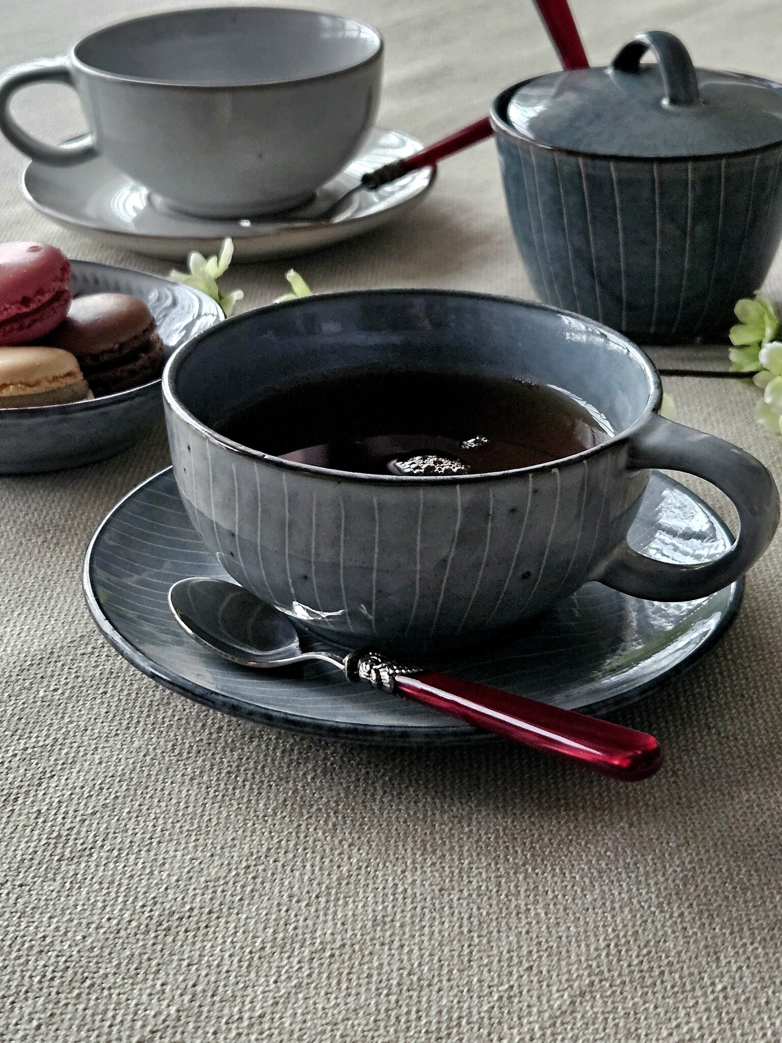 Theelepel klein, met Rood handvat (parelmoer), EME Napoleon