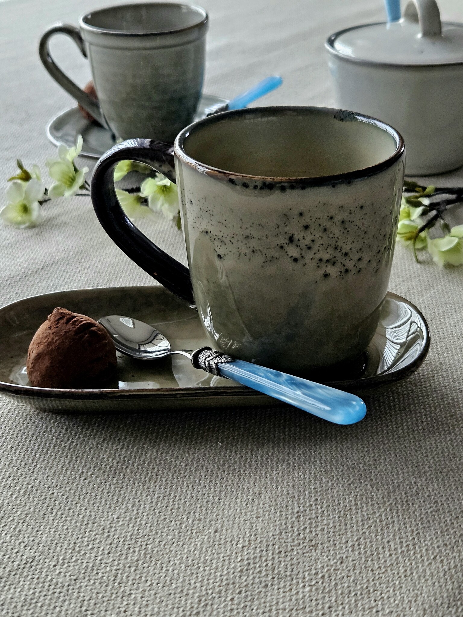 Cuillère à Thé, petite, avec manche Bleu Clair (nacré)