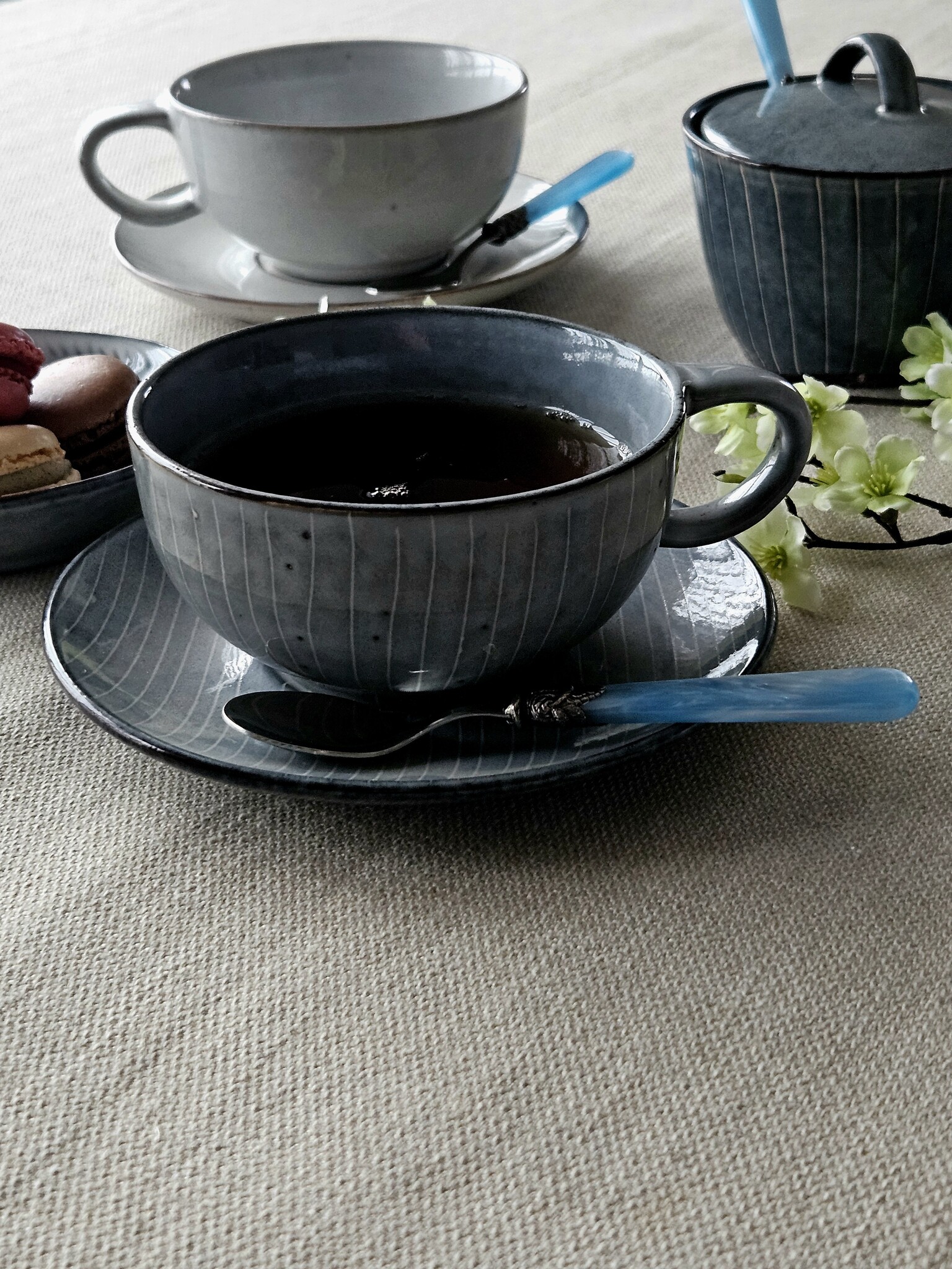 Cuillère à Thé, petite, avec manche Bleu Clair (nacré)