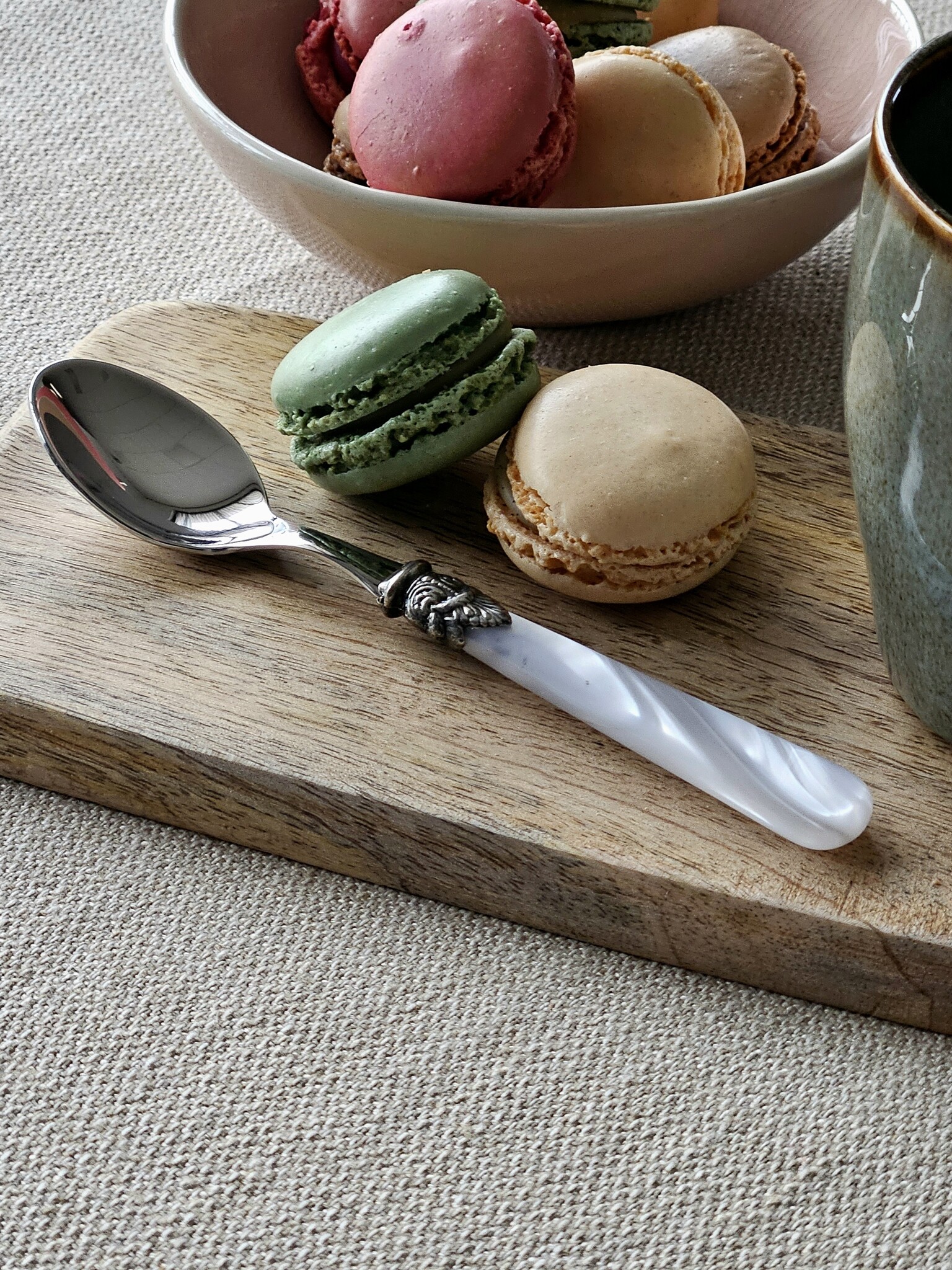 Cuillère à Thé, avec manche Blanc (éclat nacré)