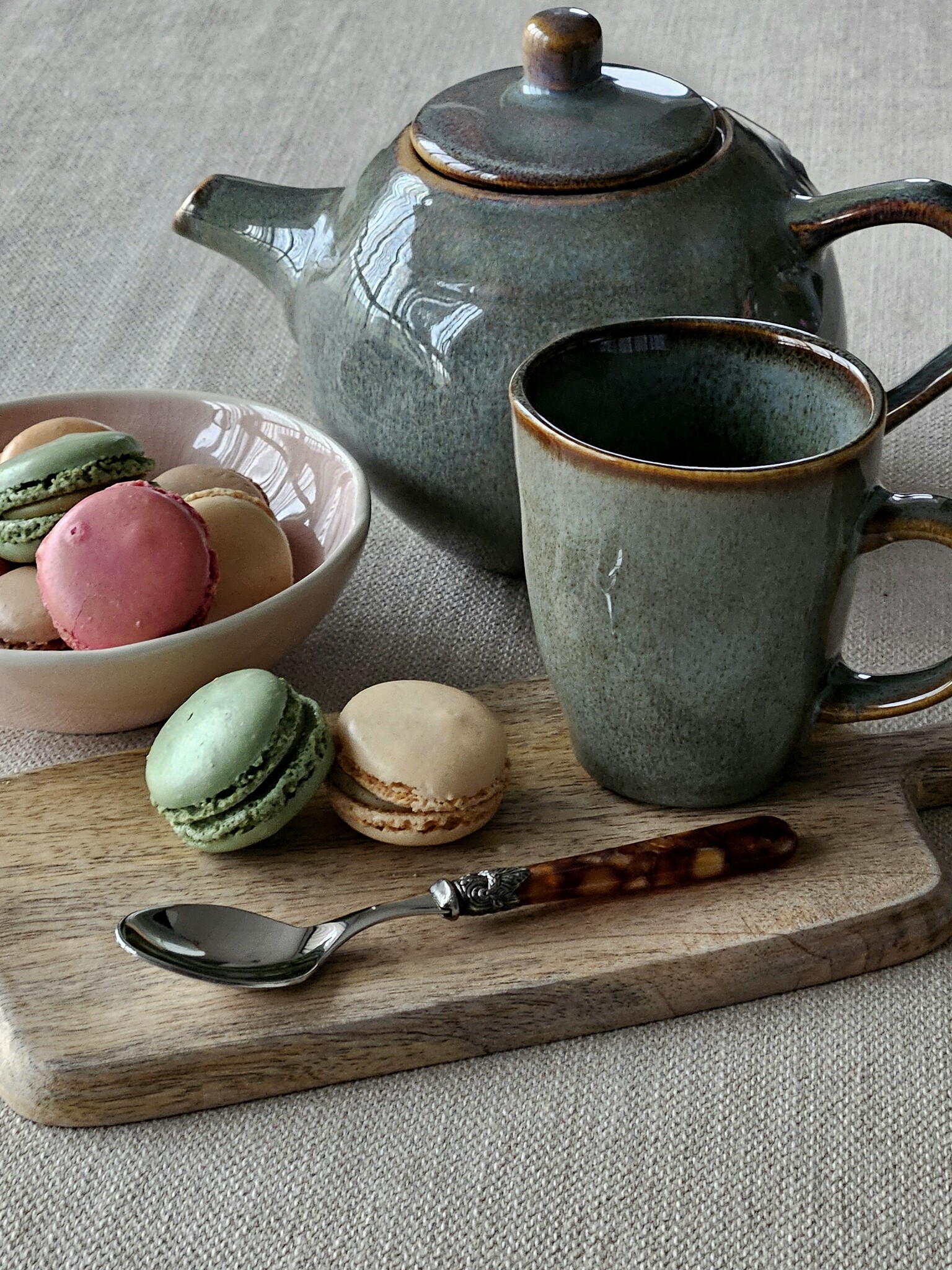 Cucharilla de té, con mango Márron (motivo tortuga)