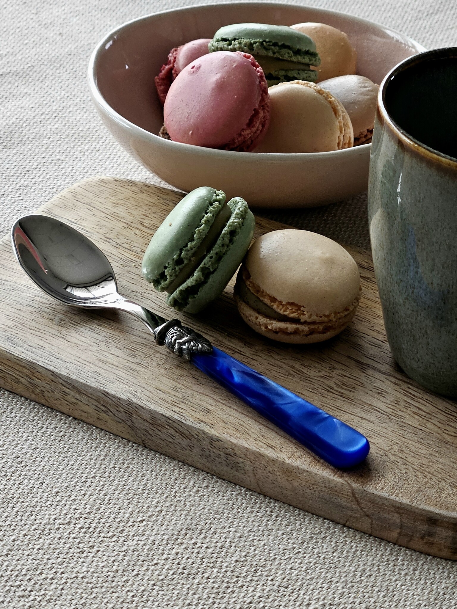 Theelepel, met Blauw handvat (parelmoerglans)